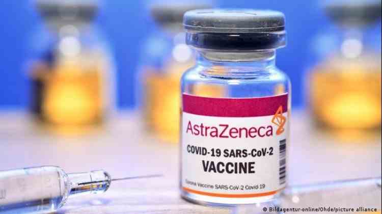 Un oficial al Agenției Europene pentru Medicamente susține renunțarea la vaccinul AstraZeneca