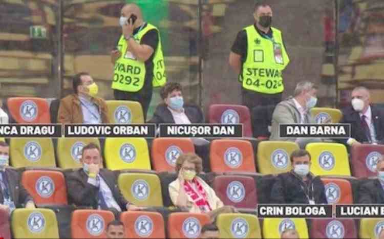 Euro 2020: Legendele fotbalului românesc au primit locuri de la FRF în tribuna a II-a, în timp ce politicienii au stat la VIP-uri