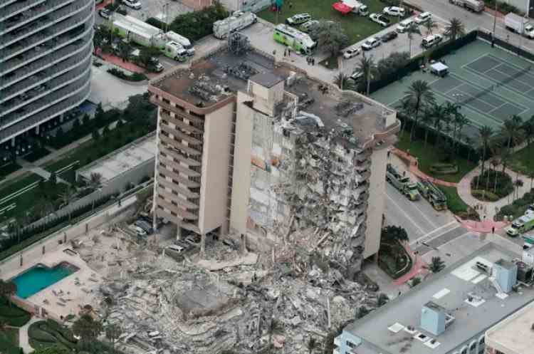 Aproape 100 de persoane sunt în continuare date dispărute după prăbușirea clădirii cu 12 etaje din Miami
