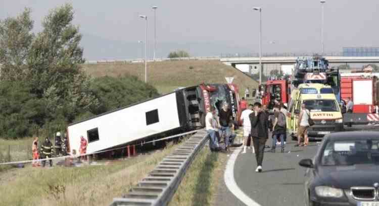 Cel puţin zece morţi şi 45 de răniţi în urma unui accident rutier, în Croația