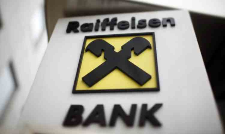 Raiffeisen Bank a fost amendată de Protecția Consumatorilor pentru mărirea ilegală a dobânzilor