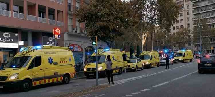 O româncă și copiii ei de un an și trei ani, au murit într-un incendiu, în clădirea unei foste bănci din Barcelona