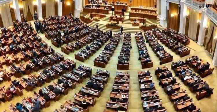 Tribunalul Alba, despre foștii parlamentari care își cer înapoi pensiile speciale: „Nu sunt drepturi sociale”