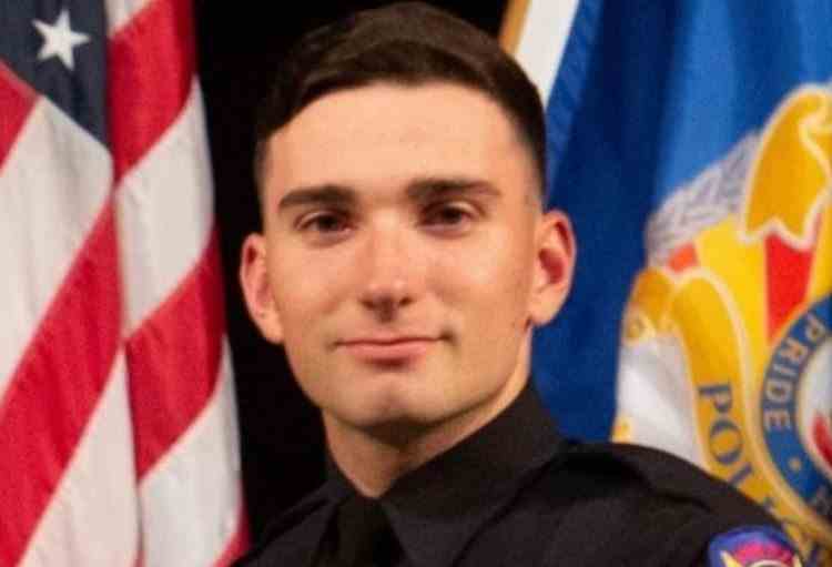 VIDEO: Un polițist de origine română din SUA se află în stare critică, după ce a fost împușcat în misiune