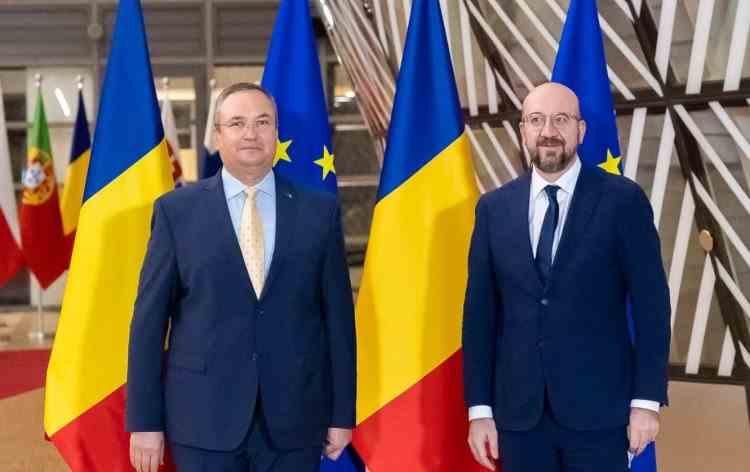 Întâlnire între premierul Ciucă și președintele Consiliului European: Discuții despre aderarea României la spațiul Schengen și despre importanța finalizării MCV