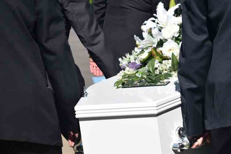 Italia a interzis funeraliile publice pentru prima femeie-şef din clanul mafiot Camorra - Cine a fost Puppeta