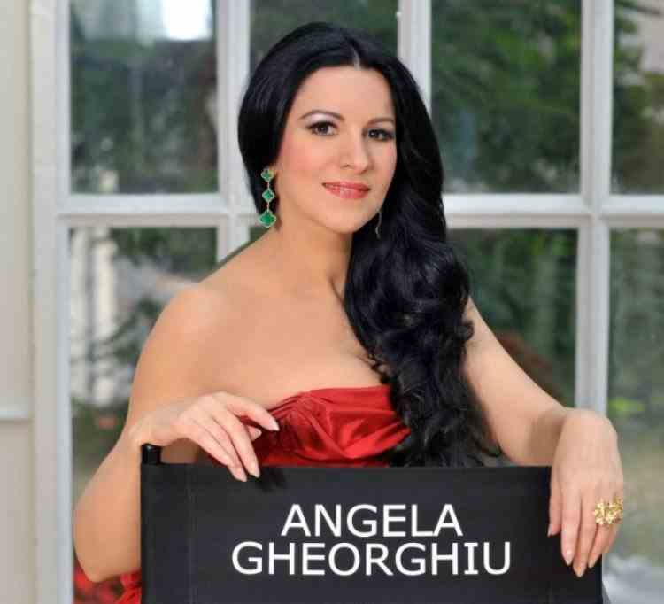 Angela Gheorghiu aniversează 30 de ani de la debutul internaţional la Opera Regală din Londra