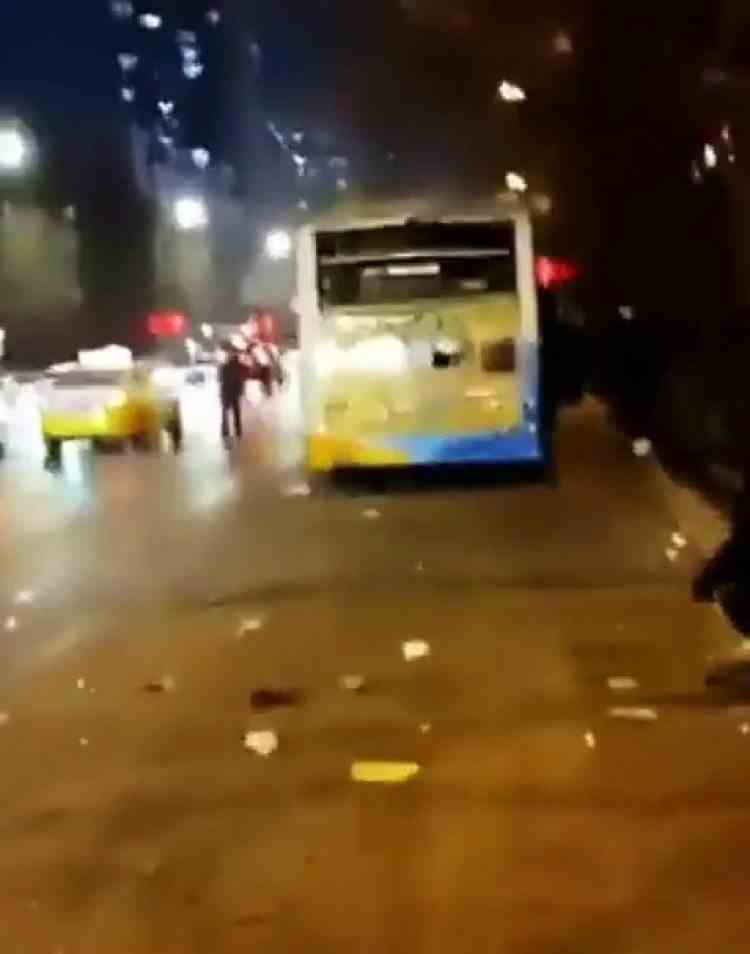 O persoană a murit și 40 au fost rănite, după explozia unui autobuz, în China