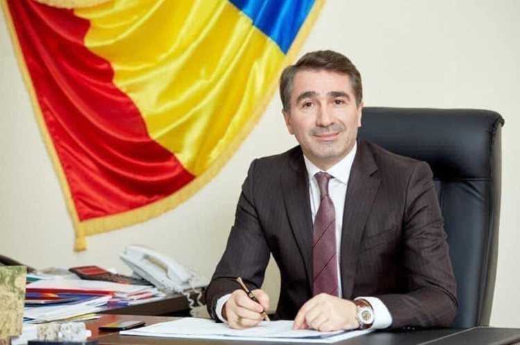 Președintele Consiliului Județean Neamț, condamnat la peste 8 ani de închisoare pentru trafic de influență