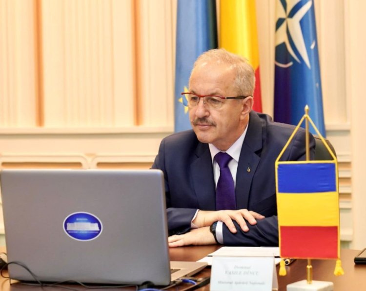 Ministrul Apărării: România oferă sprijin umanitar Ucrainei, momentan nu vorbim și de armament