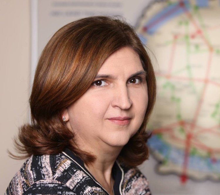 Corina Popescu a fost revocată din funcția de director general al Electrica
