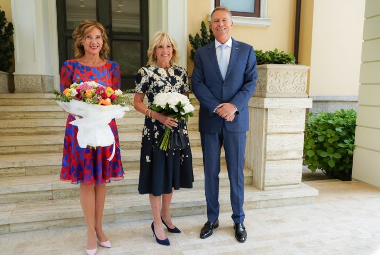 Jill Biden, întâlnire cu Carmen și Klaus Iohannis, la București