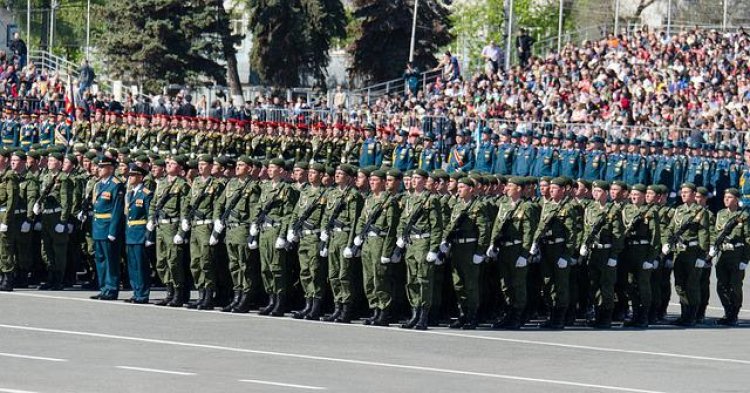 Parlamentul rus propune desființarea limitei de vârstă pentru serviciul militar