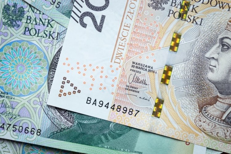 Salariul minim în Polonia va fi majorat și va depăși 750 de euro brut