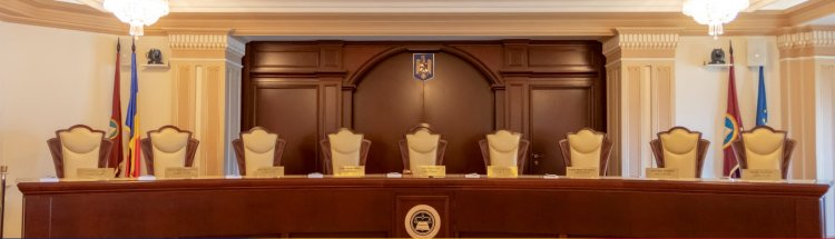 Noii judecători CCR depun jurământul de învestitură sâmbătă, la Palatul Cotroceni