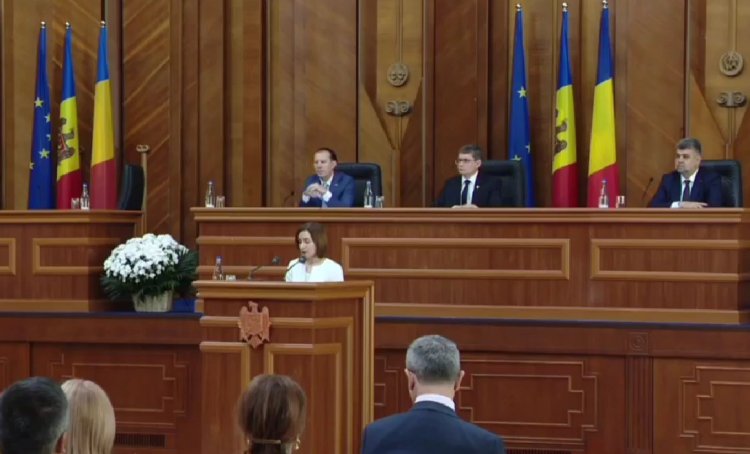 Maia Sandu: „Evenimentul de azi va impulsiona cooperarea dintre Chişinău şi Bucureşti pentru proiecte de infrastructură, de consolidare a independenţei energetice și de modernizare a comunităţilor locale”