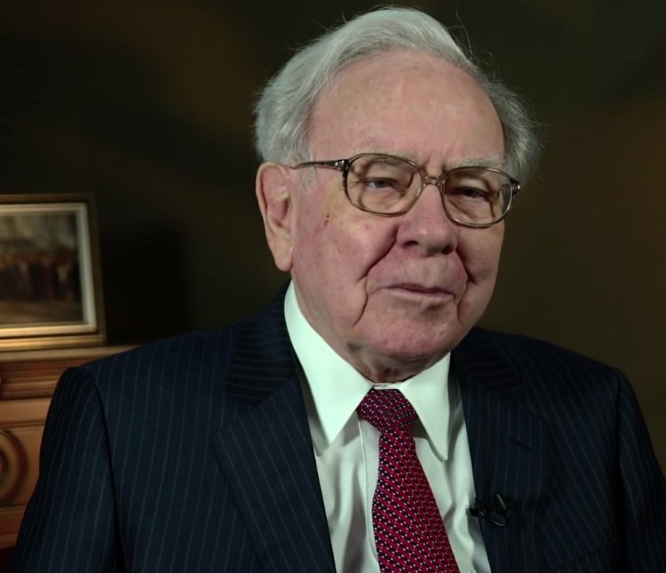 O masă cu investitorul american Warren Buffett, vândută la licitație pentru 19 milioane de dolari