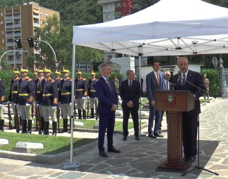 VIDEO: Ministrul Apărării a participat la inaugurarea Monumentului dedicat militarilor români decedaţi în Primul Război Mondial, la Bolzano