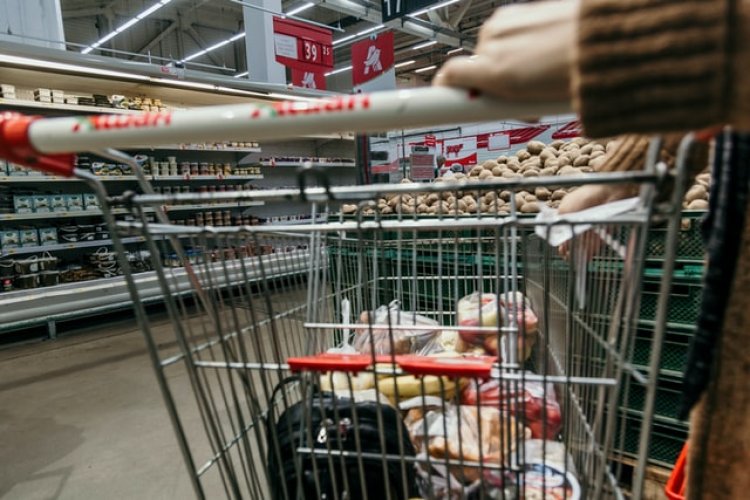 EUROSTAT: România, Bulgaria și Polonia, țările cu cea mai ieftină mâncare din Uniunea Europeană