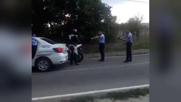 Urmărire în Vrancea, pentru prinderea unui motociclist care a refuzat să oprească la semnalul polițiștilor