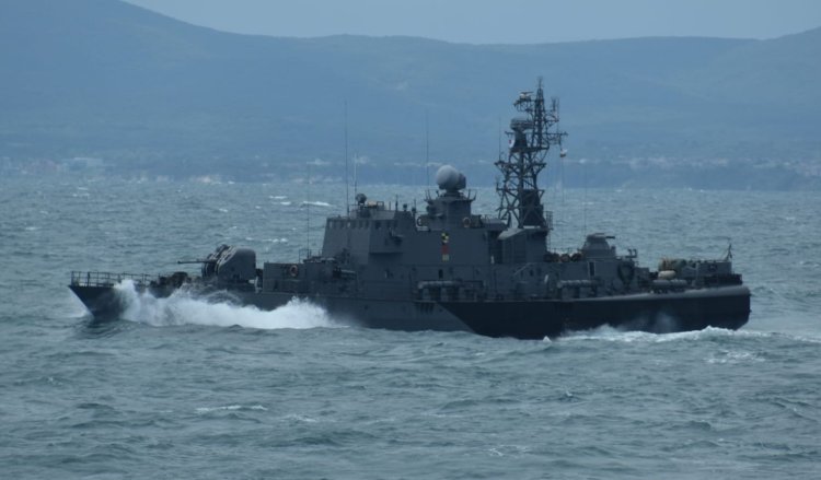 Ministrul Apărării: Forțele Navale Române vor fi dotate cu două submarine