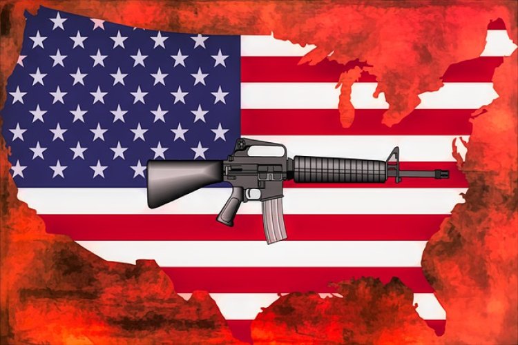 Producătorii de arme, anchetați de Congresul american, pentru promovarea puștilor de asalt