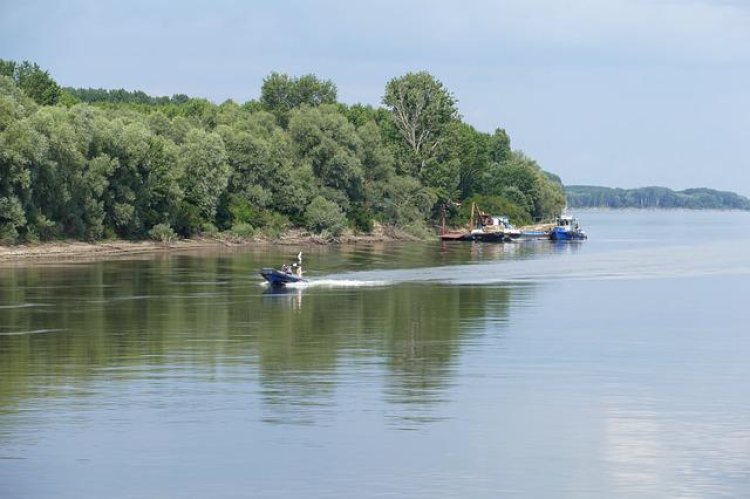 Polițist dispărut în Dunăre, în timp ce se afla cu prietenii la pescuit