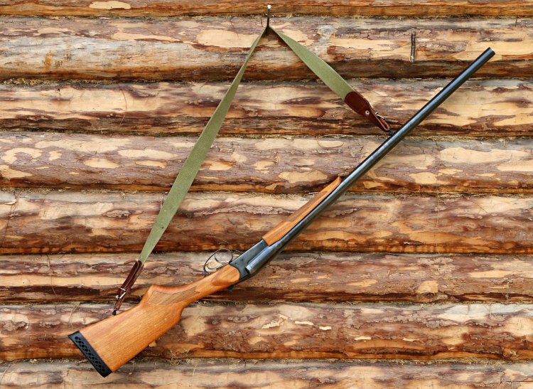 Un bărbat din Dâmbovița s-a împușcat în cap cu o armă de vânătoare