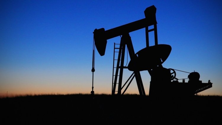 Prețurile petrolului au atins cele mai reduse niveluri din ultimele opt luni
