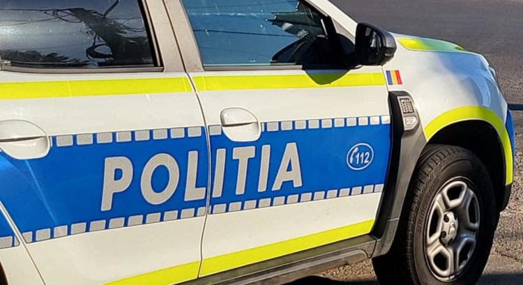 O mașină de poliție a fost spartă chiar în parcarea sediului IPJ Sibiu