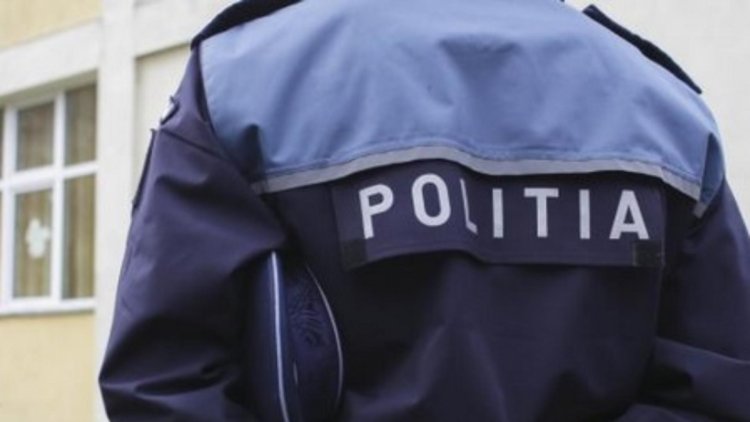 Poliţist din Olt, printre persoanele vizate de percheziţiile în dosarul de furt de energie