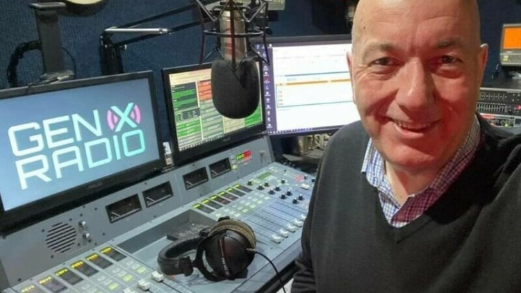 Un prezentator radio a murit în timpul emisiunii, în Marea Britanie