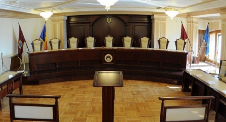 Sesizările Opoziției și Avocatului Poporului privind legile Justiției, respinse de CCR