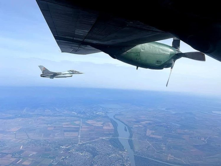 Forțele Aeriene Române au interceptat o cursă civilă pe ruta Poznan-Tel Aviv, după o alertă cu bombă la bordul aeronavei