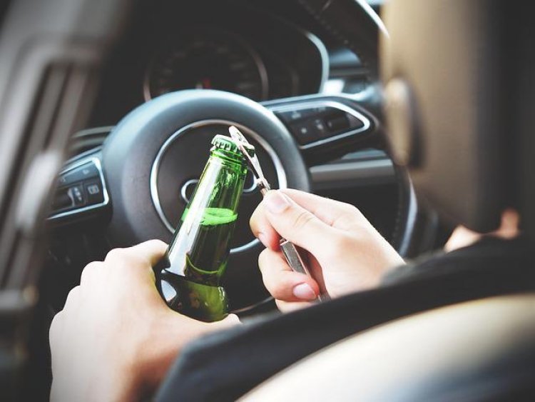 Proiect de lege: Șoferii care se urcă băuți sau drogați la volan și provoacă accidente cu victime ar putea face închisoare direct