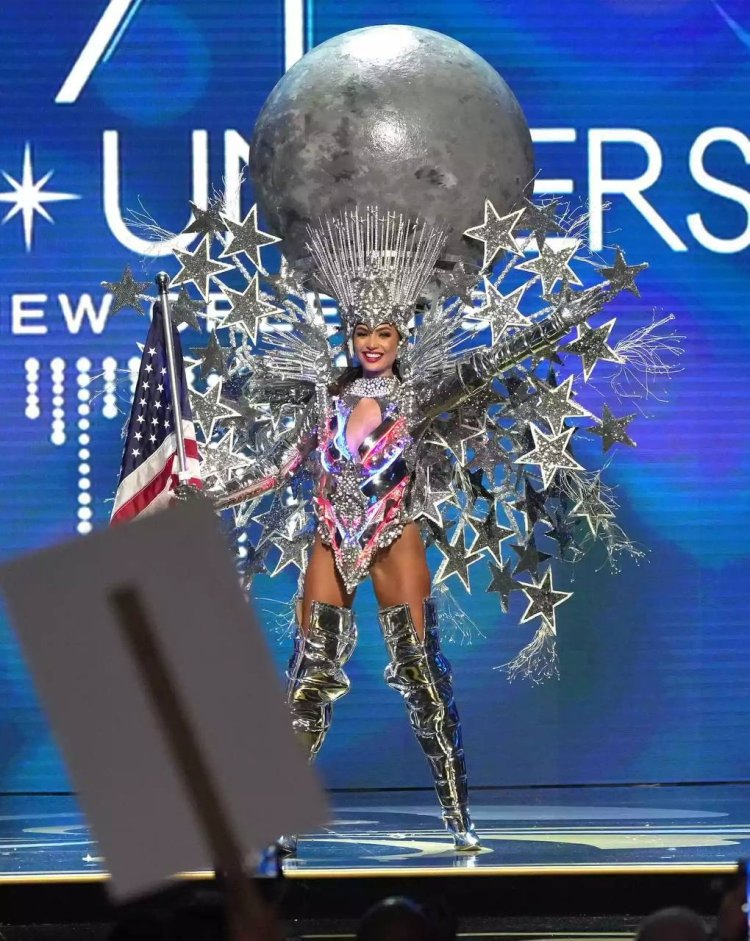 Fotomodelul american R'Bonney Gabriel a câștigat sâmbătă cea de-a 71-a ediție a Miss Univers