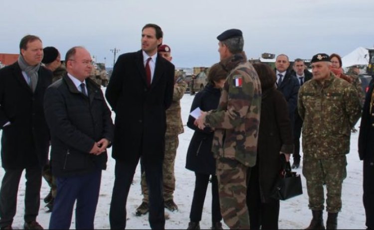 Franţa speră să obţină contracte militare profitabile în România, spun surse diplomatice de la Paris
