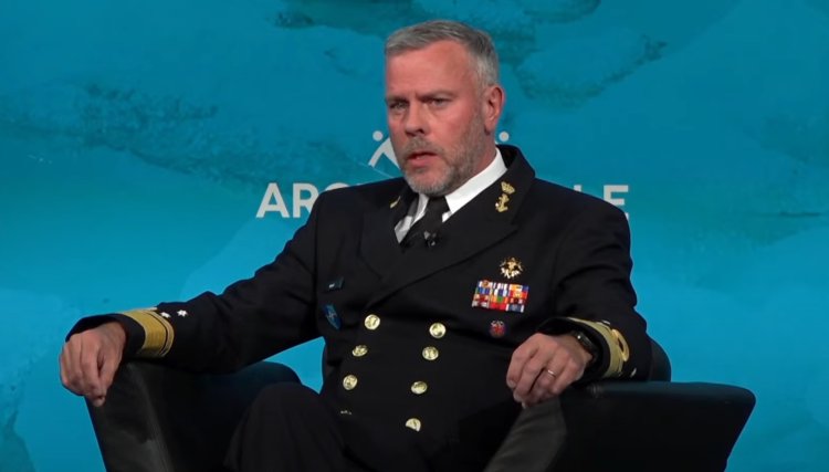 Amiralul Rob Bauer a precizat că NATO va răspunde doar dacă Rusia va invada un stat membru