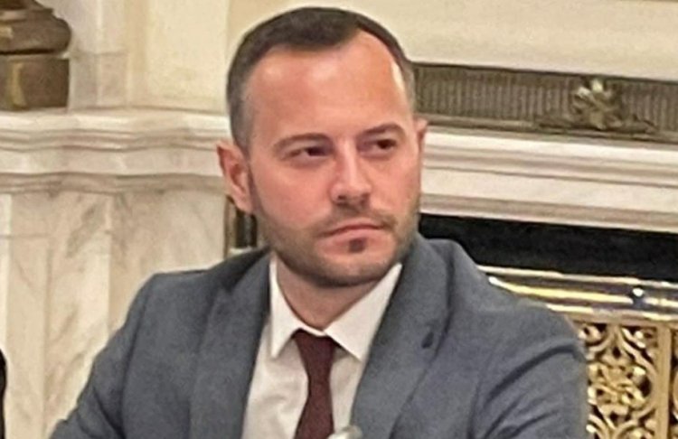 Constantin Ștefan, secretar de stat, a depus plângere la poliție pentru furt de identitate: „O persoană necunoscută sună la prefecți și cere bani”
