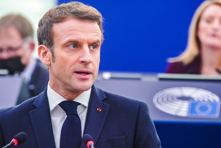 Președintele Emmanuel Macron: Europa trebuie să-și reducă dependența de Statele Unite pentru a deveni o „a treia superputere”