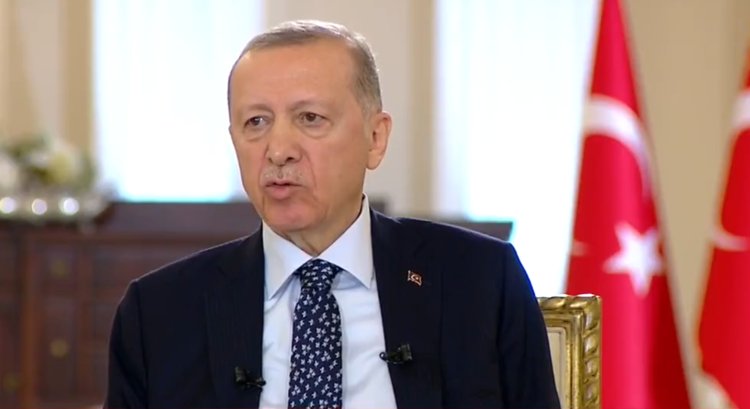 Preşedintele Recep Tayyip Erdogan a întrerupt un interviu în direct la o televiziune din Turcia invocând o gripă intestinală