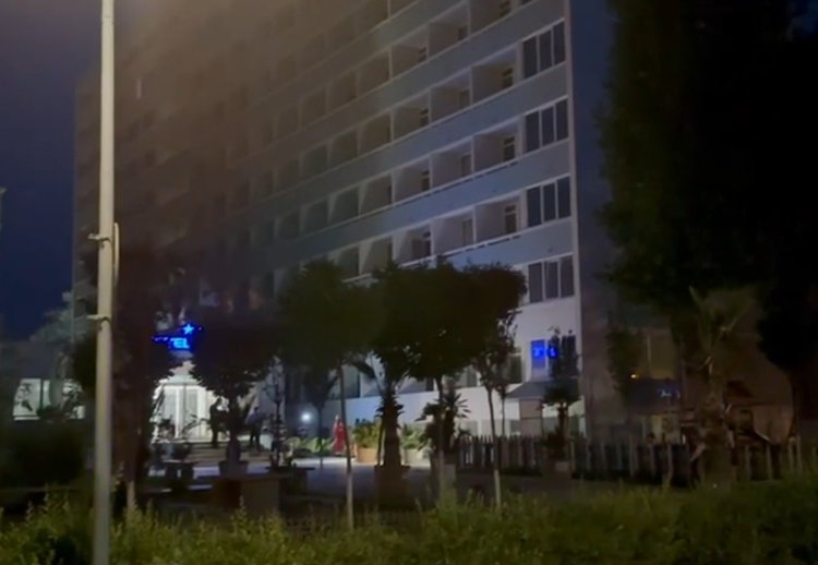 Ancheta la Mamaia, după ce o turistă a căzut de la etajul 8 al unui hotel