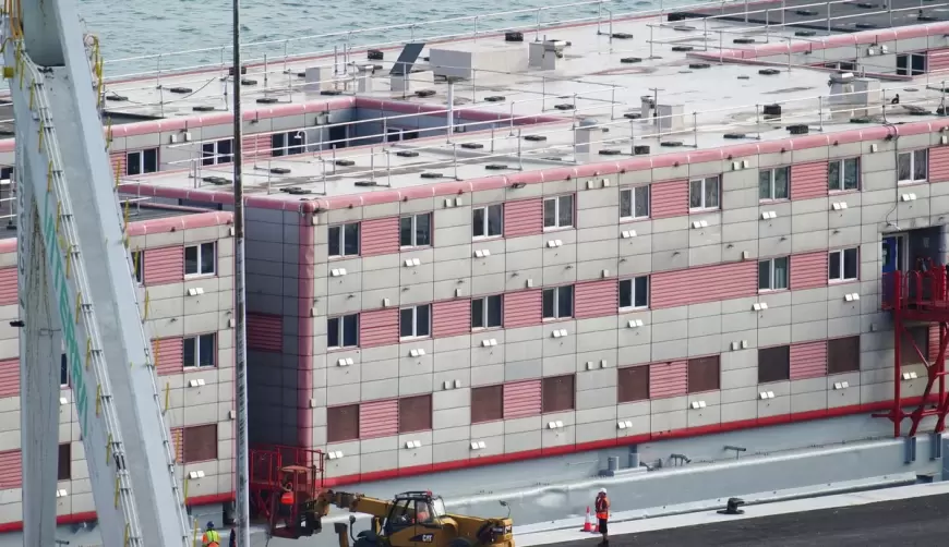 Închisoare plutitoare pentru migranți - Este vorba despre barja „Bibby Stockholm”, acolo unde ar putea sta 500 de bărbați până ce le sunt analizate cererile de azil în Marea Britanie